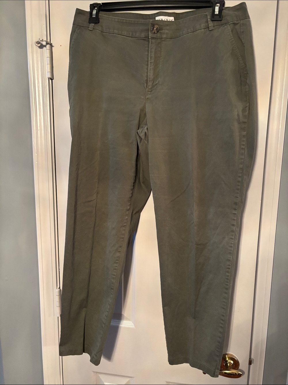 AVA & VIV Straight Leg Khaki Green Twill Pants